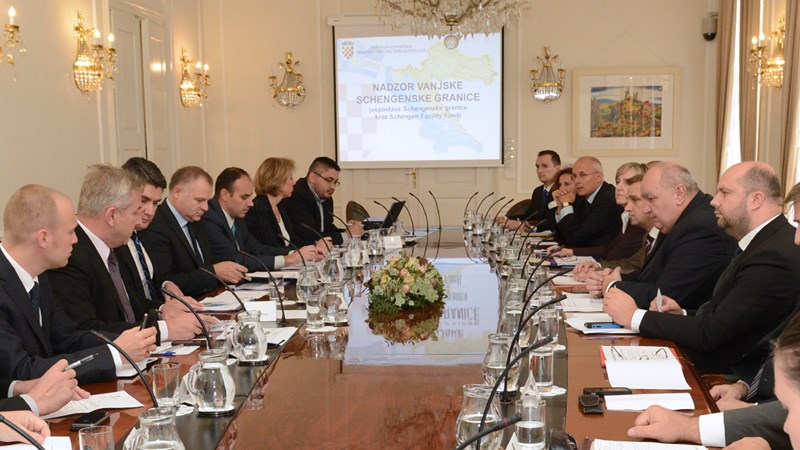 Predsjednik Vlade Zoran Milanović sudjelovao na sjednici Odbora za Schengen